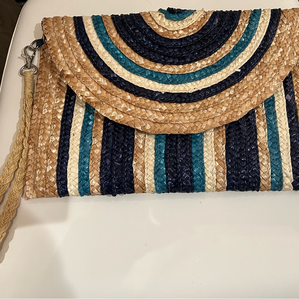 Mud Pie Straw Wristlet Clutch in Natural, Navy & Turquoise